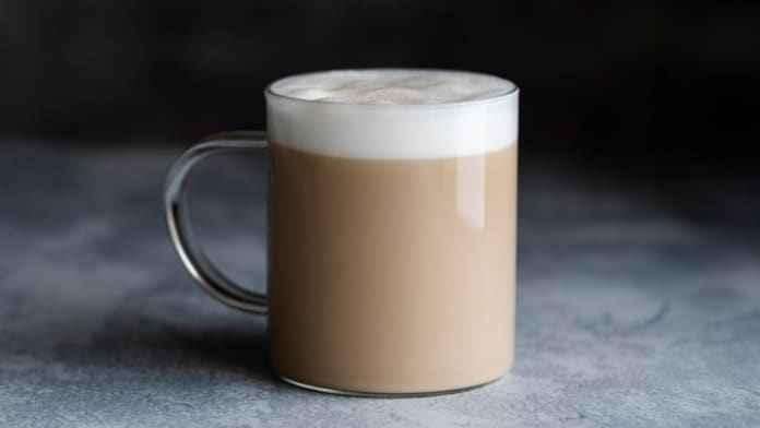 Non-Alcoholic Hot Drink: Chai Tea Latte