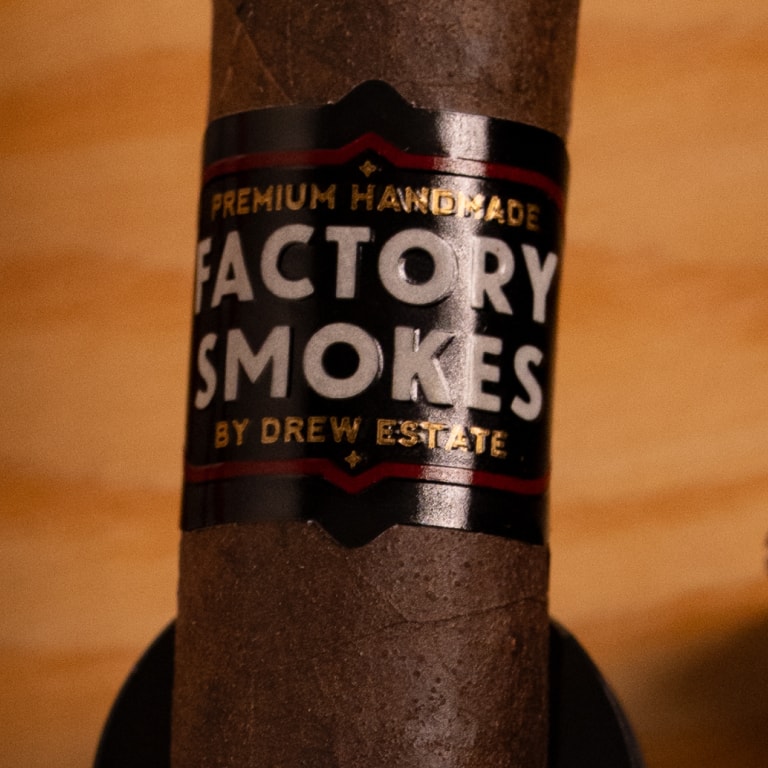 Factory Smokes Maduro cigar close-up
