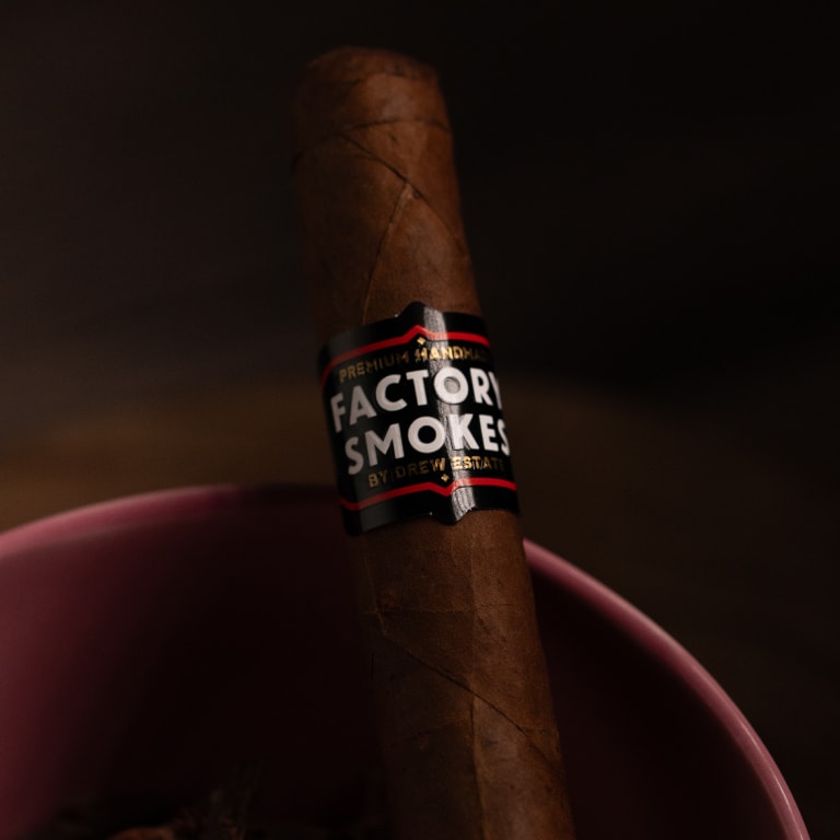 Factory Smokes Sweet cigar