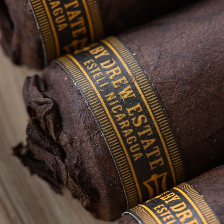 close-up of a nica rustica broadleaf cigar