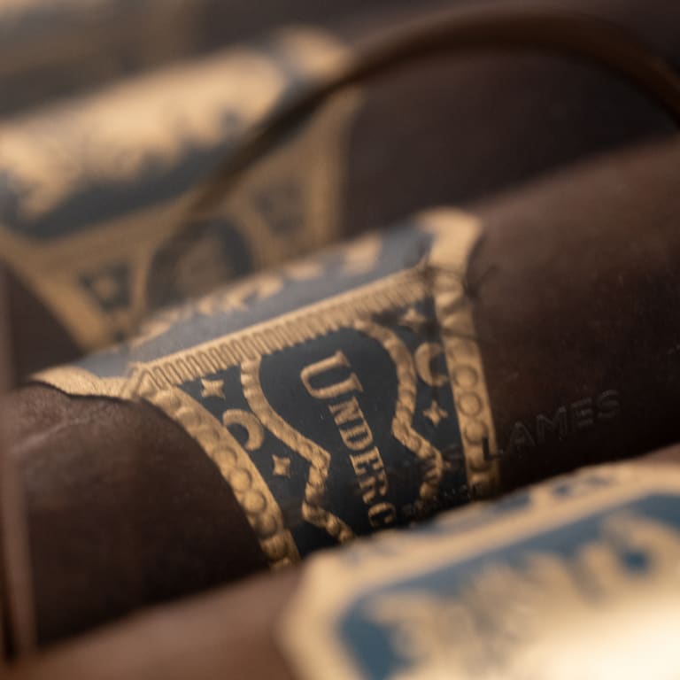 Close-up of an Undercrown Maduro cigar
