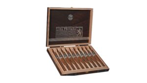 box of liga privada 10 cigars